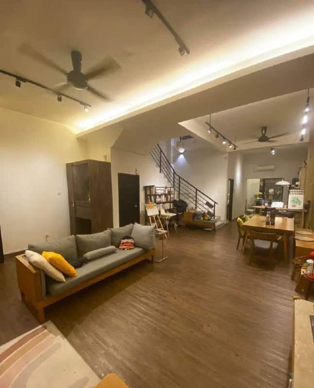 2 storey terrace Palm Horizon