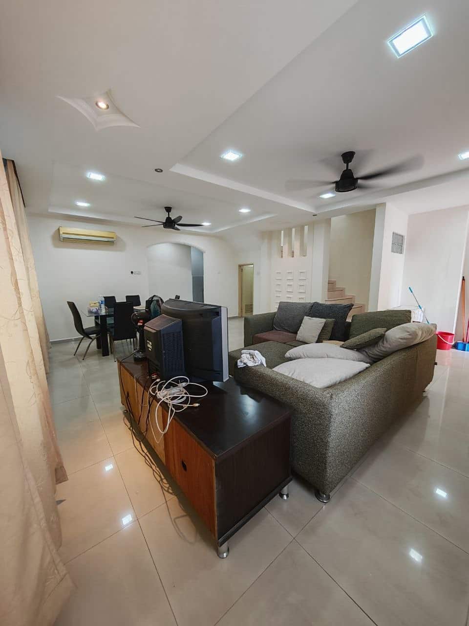 Double Storey Terrace House Nusa Indah 2