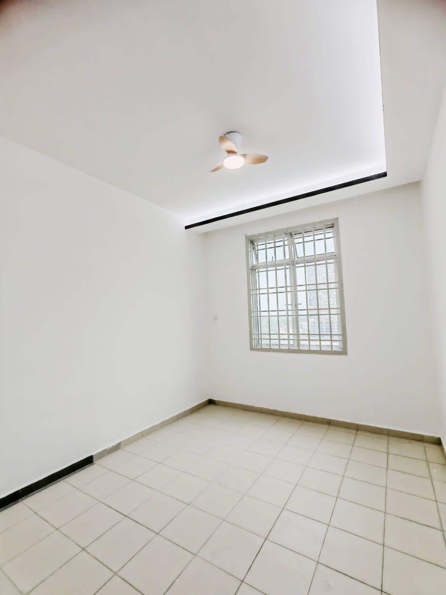 Lake View Suites Mount Austin 5
