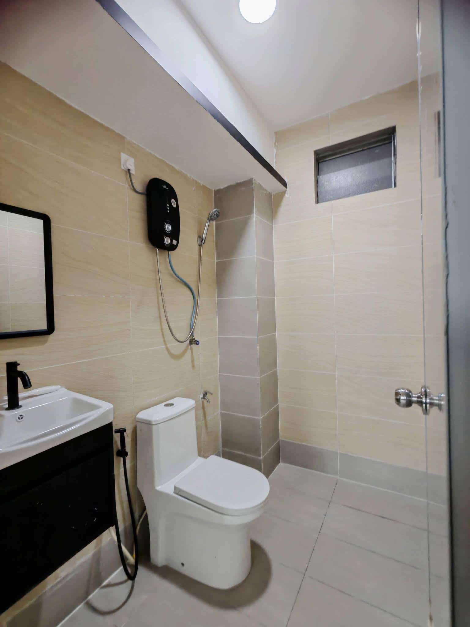 Lake View Suites Mount Austin 6