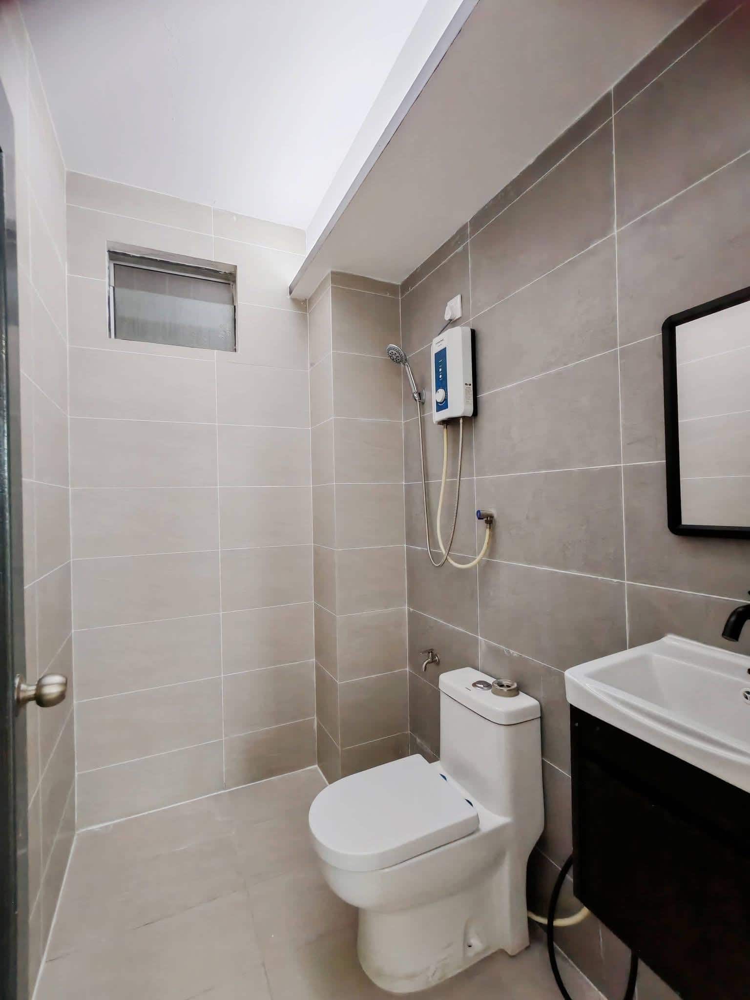 Lake View Suites Mount Austin 7