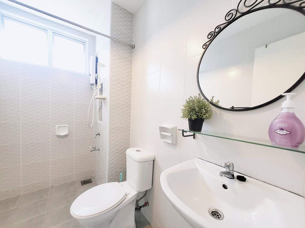 Serviced Apartment Taman Austin Perdana 9