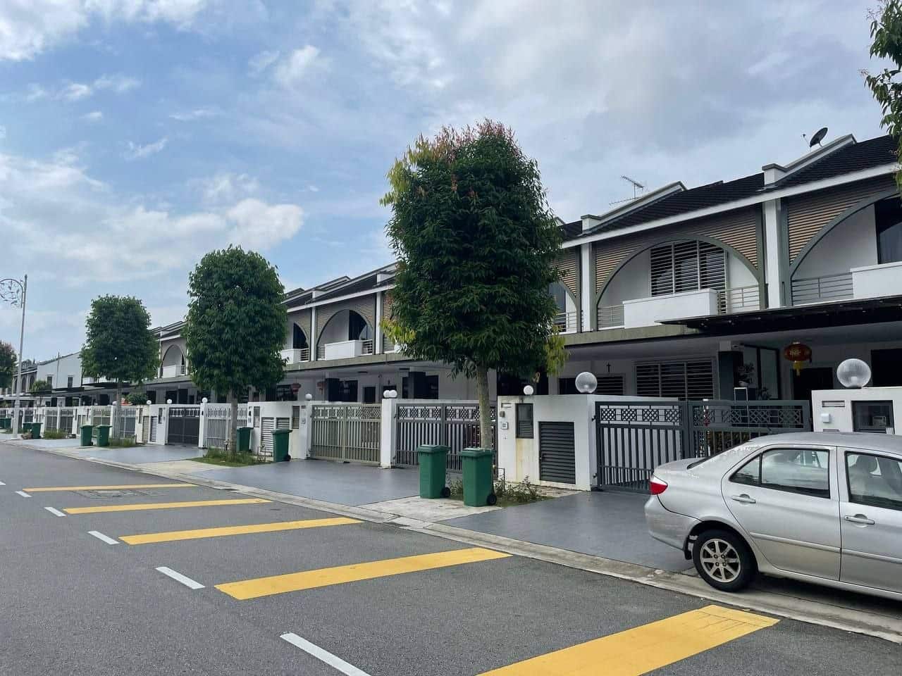 Double Storey Terrace House Taman Eco Summer