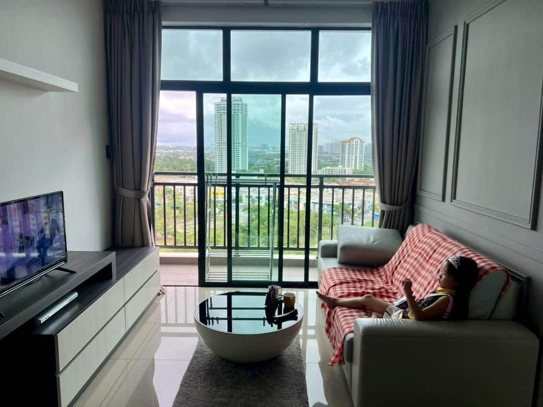 Condo Molek Regency