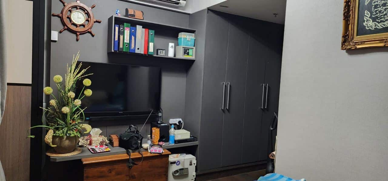 Duplex Corner Unit Puteri Harbour 6