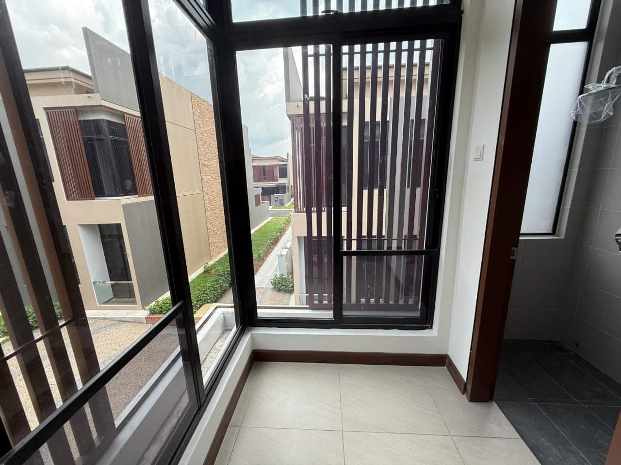 End Lot Iskandar Puteri 7