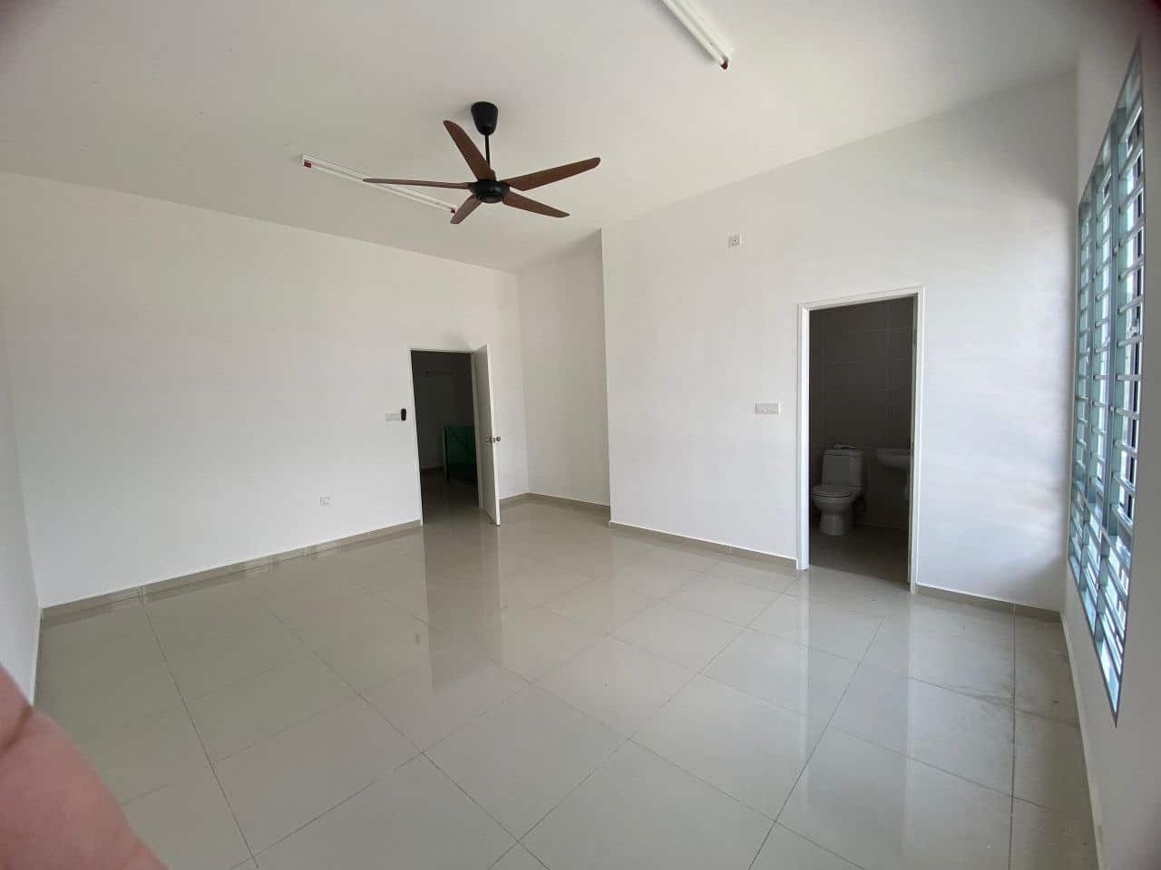 Double Storey Terrace Jalan Seri Impian X/42 3