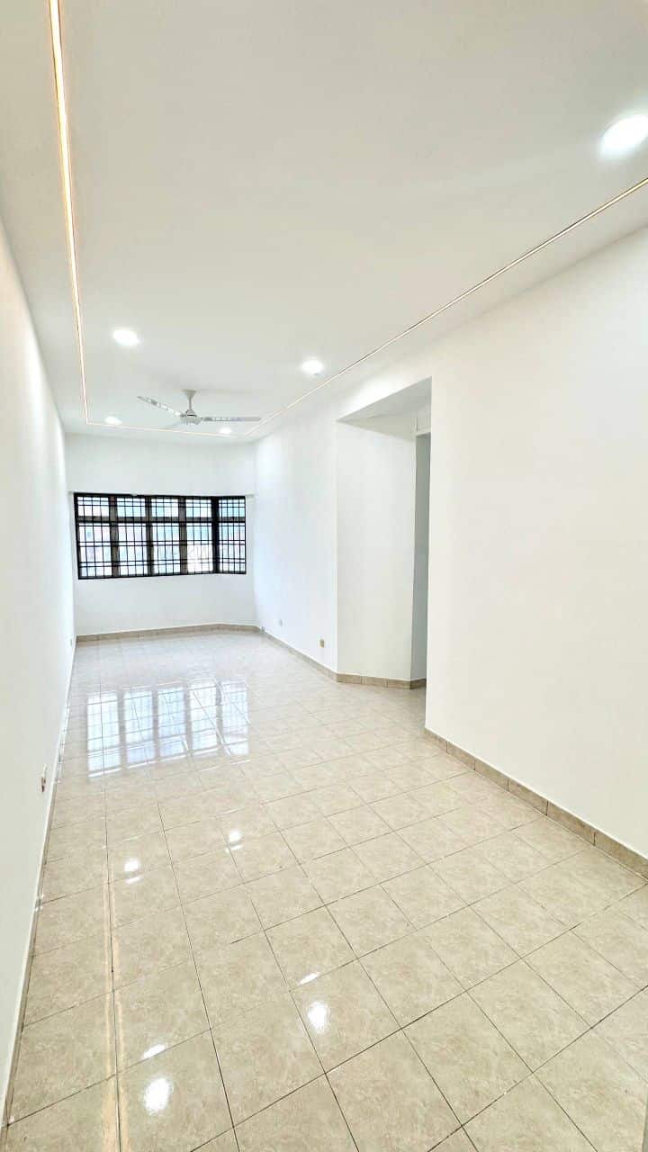 Apartment (2nd Floor) Vista Seri Alam