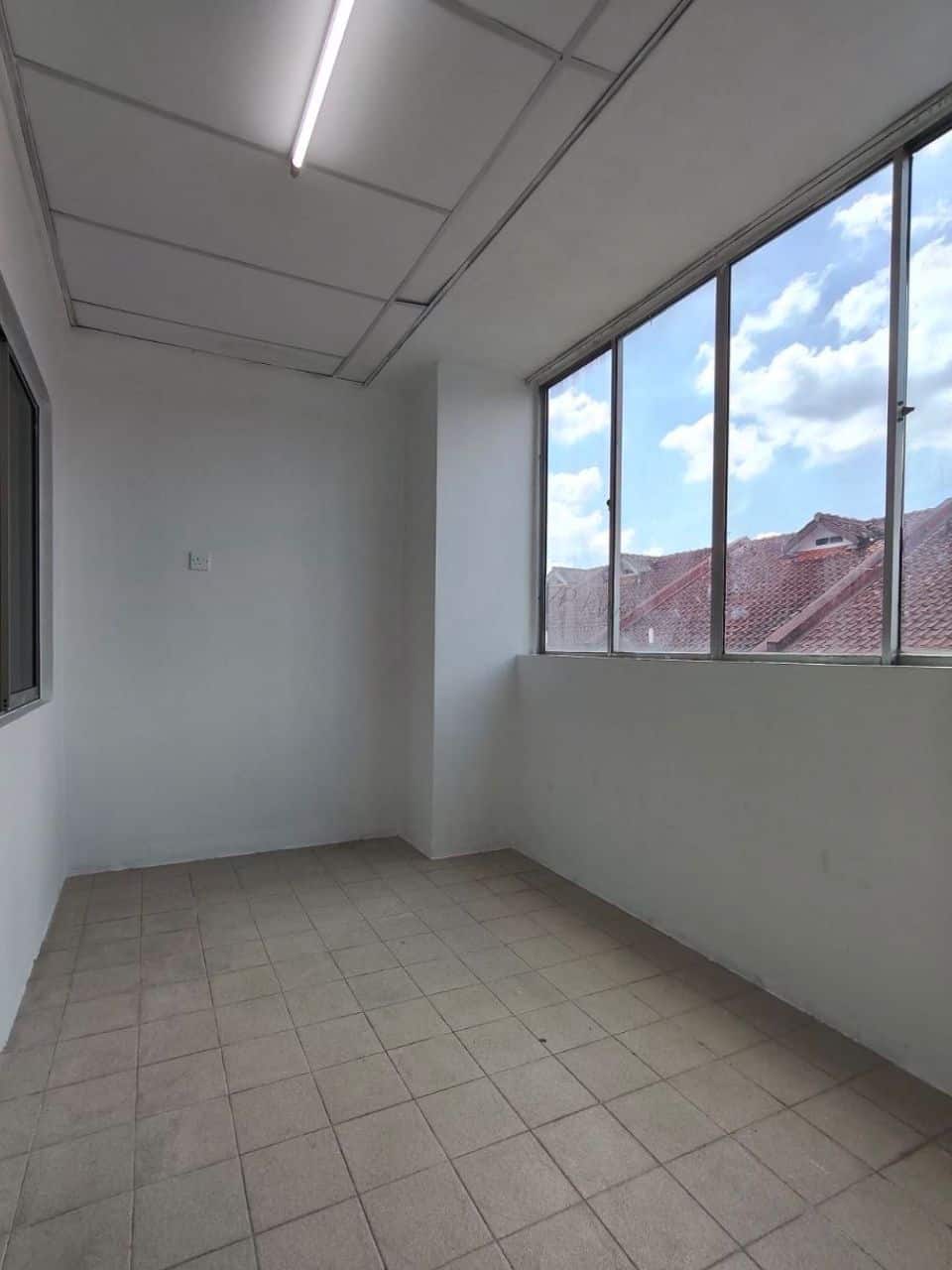 Shop Apartment Taman Sri Putra 4