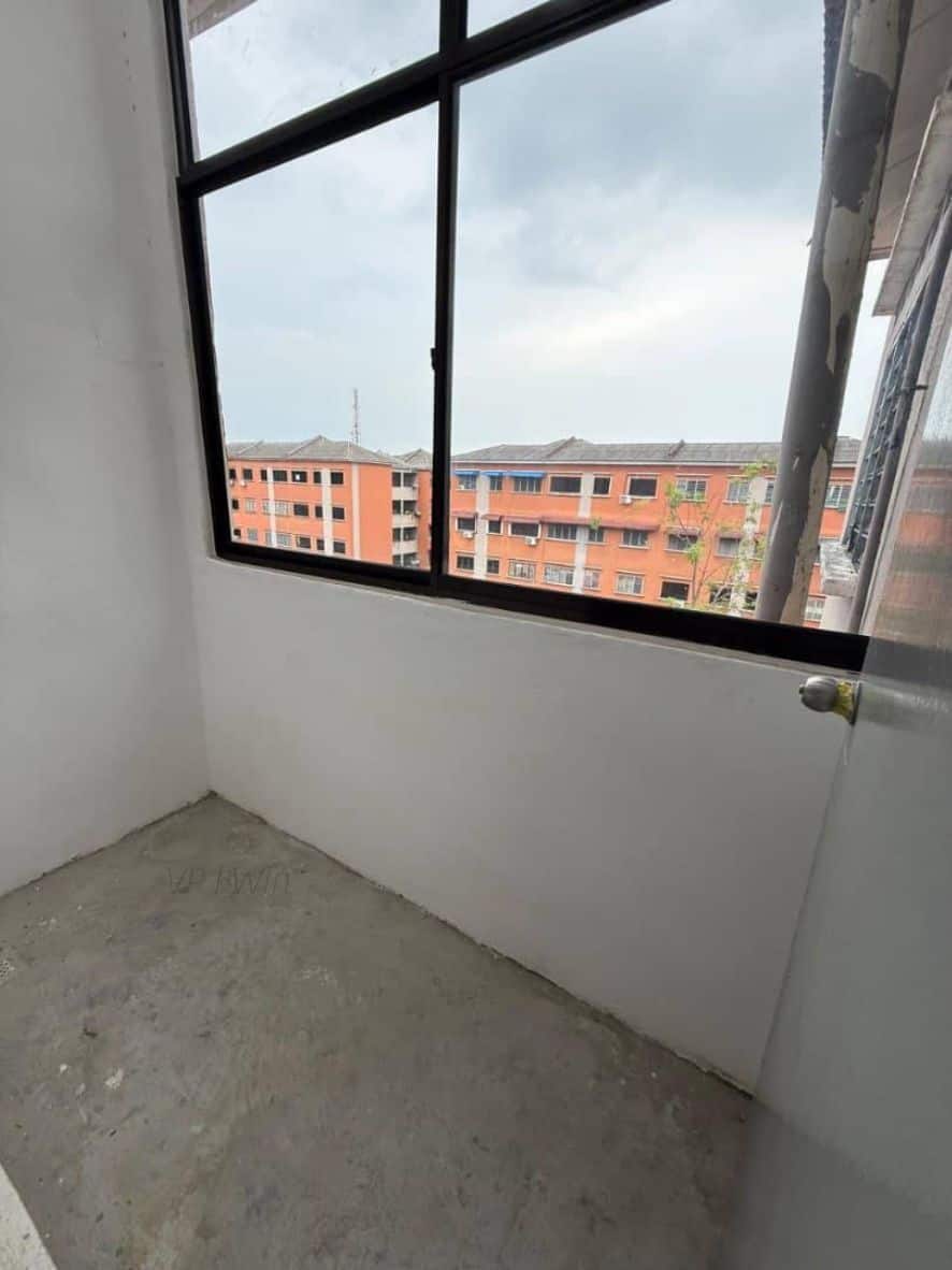 Low Cost Flat Taman Pulai Utama 7