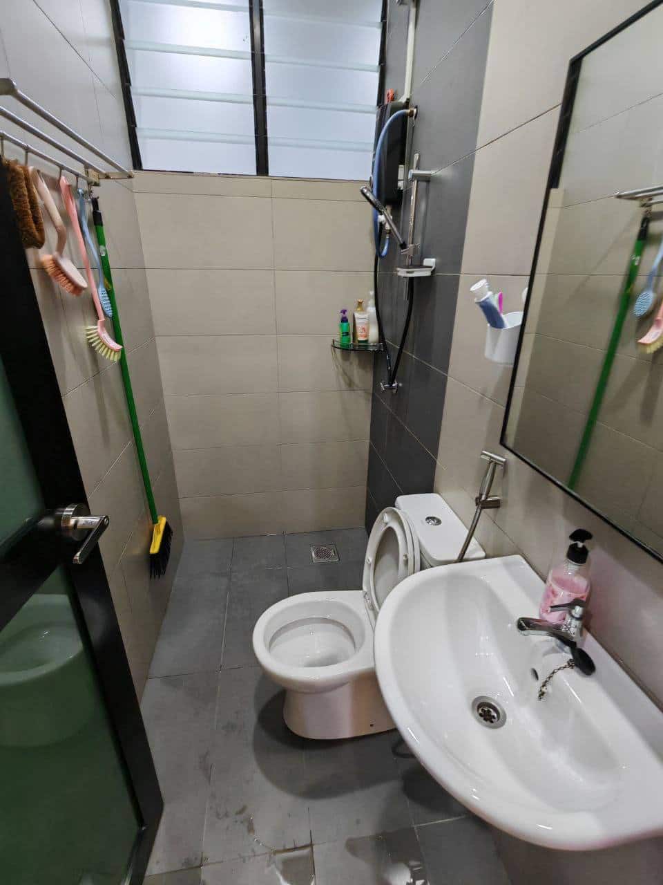 Double Storey Terrace House @ End lot Bandar Seri Alam 10