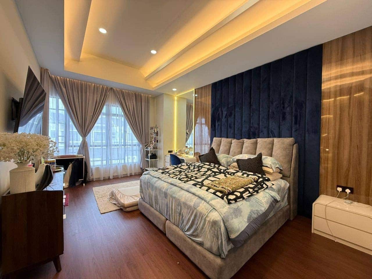 Double Storey Terrace Setia Tropika 5