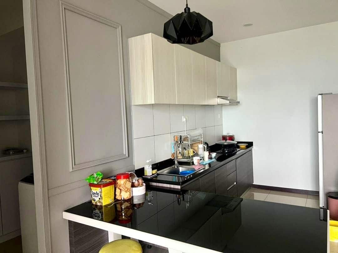 Condo Molek Regency 6