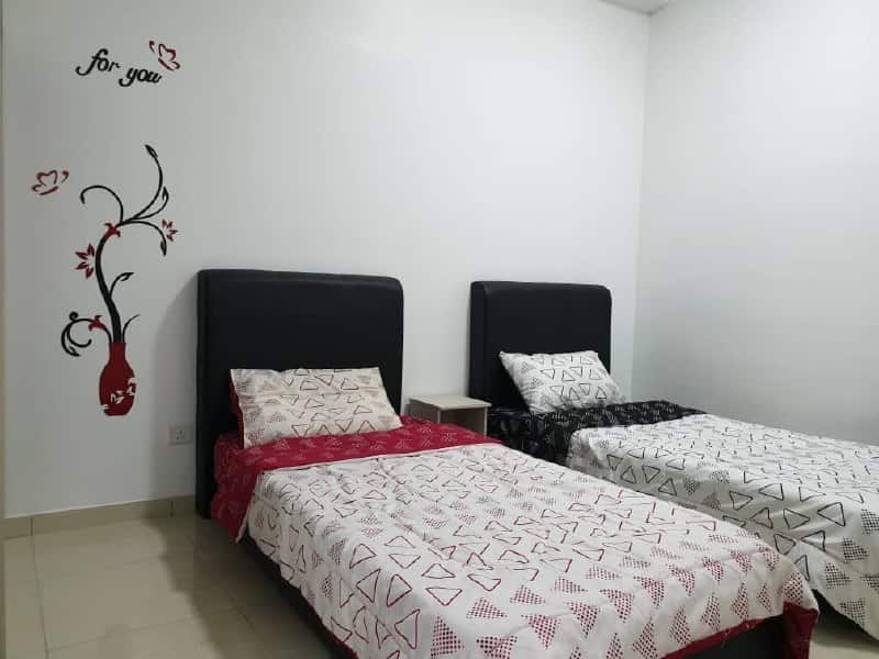 Condo Bukit Indah 6
