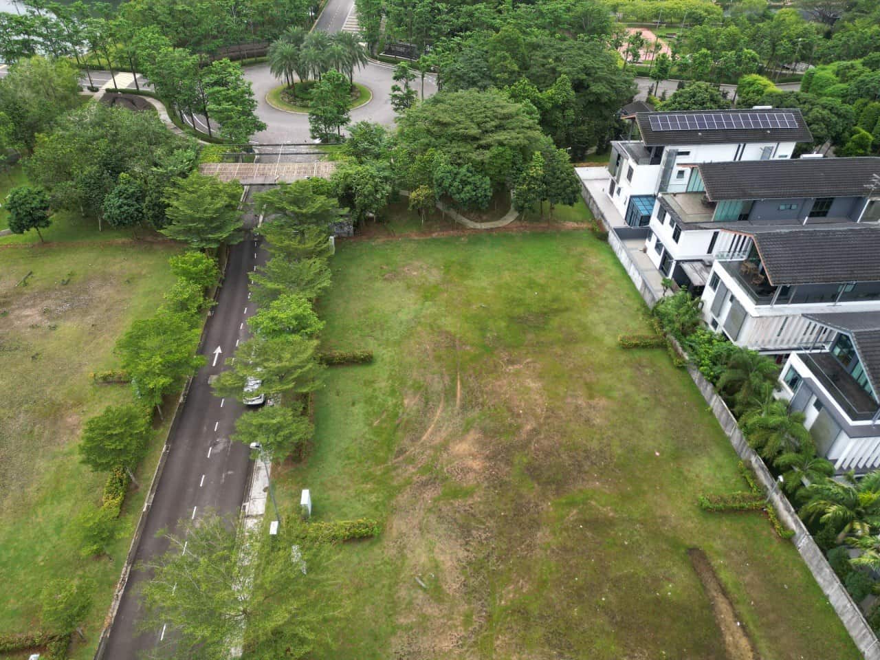 Isola Mansion Senibong Cove 3