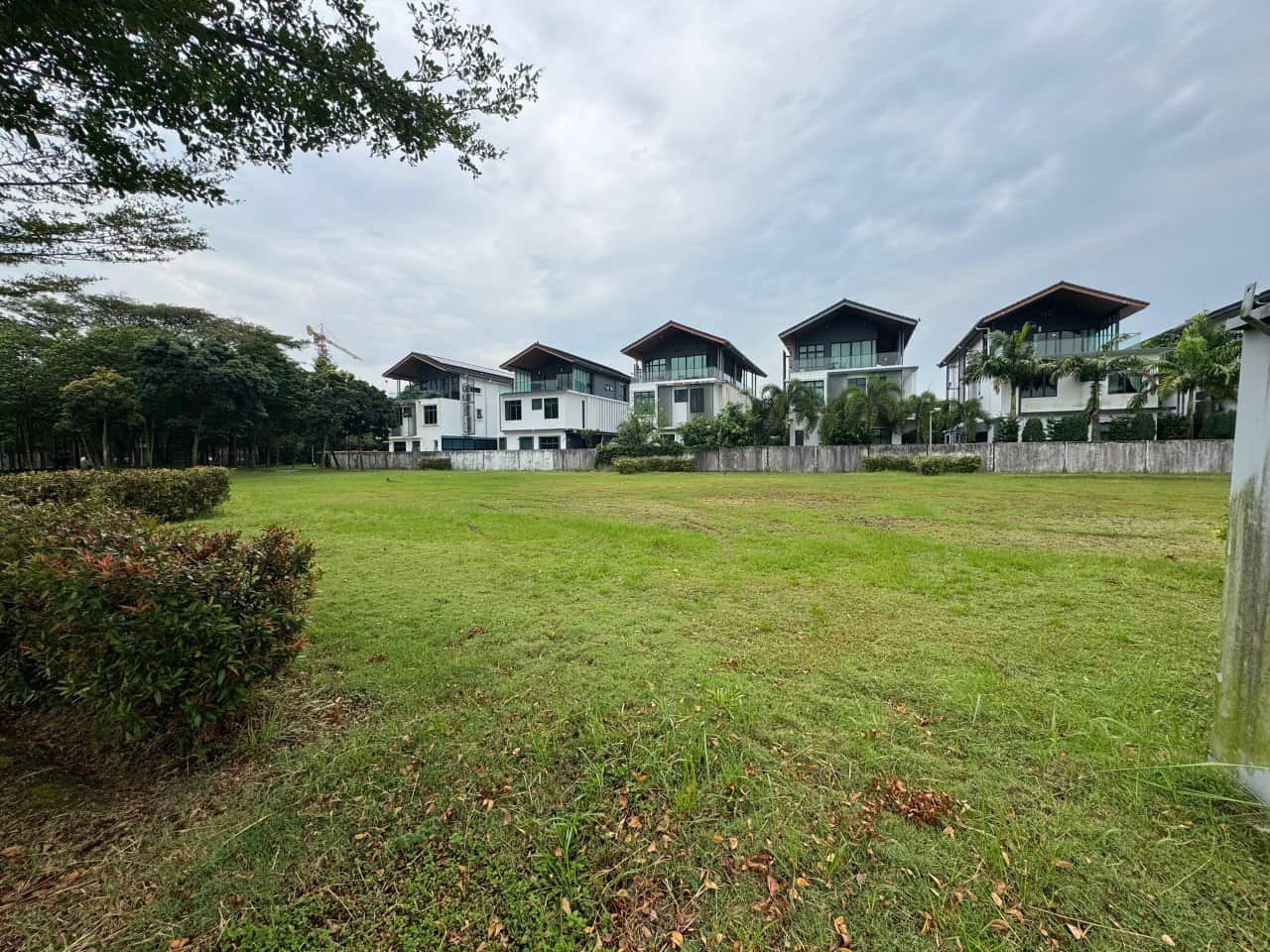 Isola Mansion Senibong Cove 2