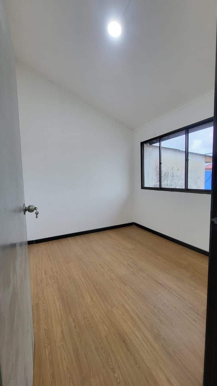 Low Medium Cost Flat Level 4 Taman Perling 5