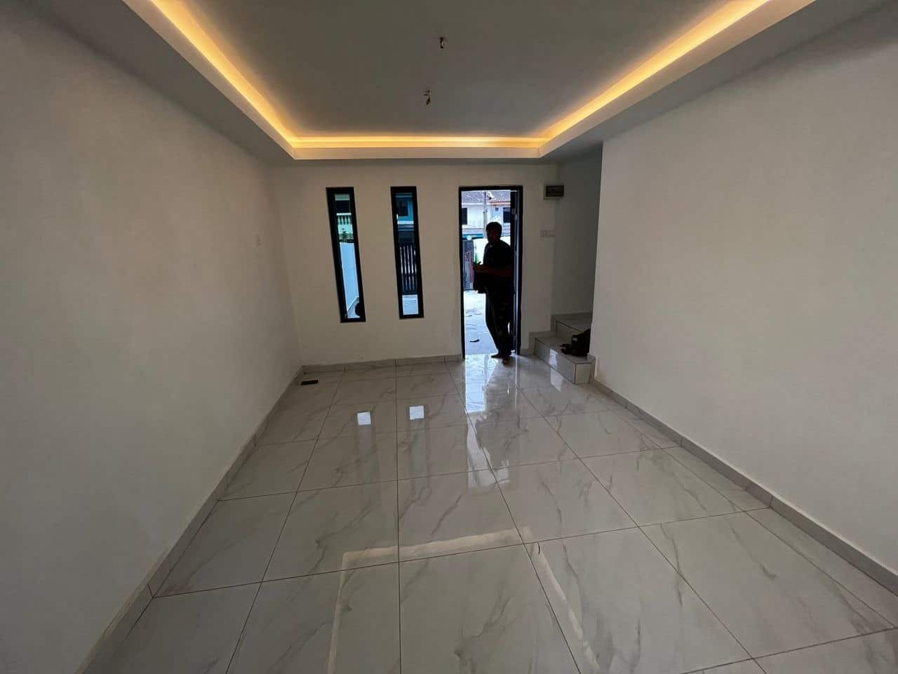 Double Storey Taman Megah Ria