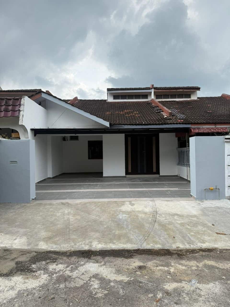 Single storey terrace house Taman Puteri Wangsa 11