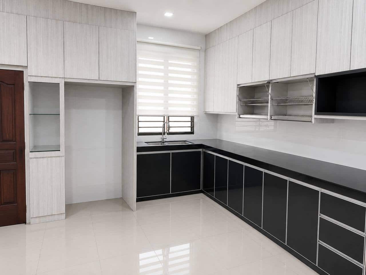 3-Storey Semi D Bandar Seri Alam 7