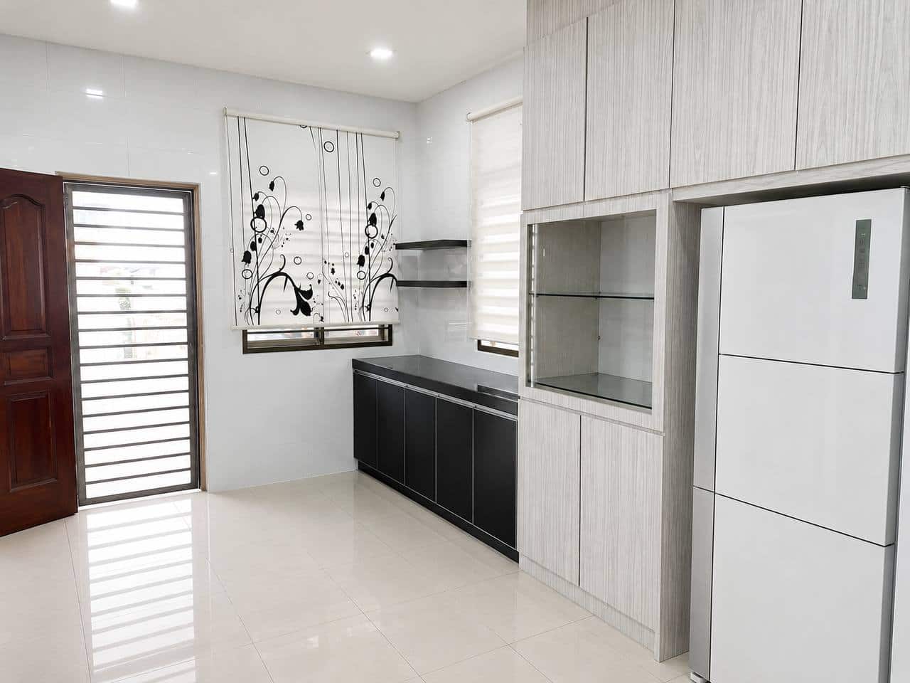 3-Storey Semi D Bandar Seri Alam 8