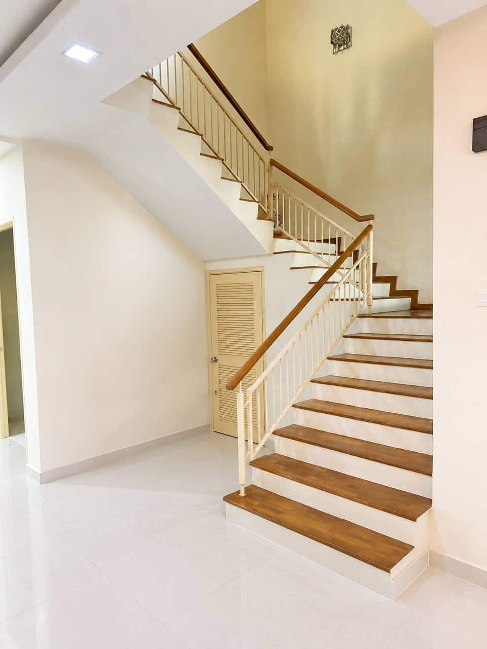 3-Storey Semi D Bandar Seri Alam 9