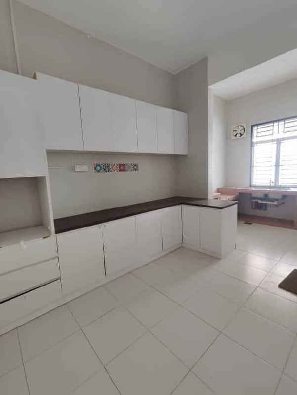 Double Storey terrace House IOI Bandar Putra 10