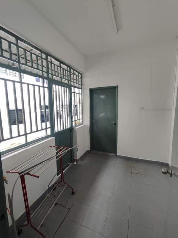 Double Storey terrace House IOI Bandar Putra 9