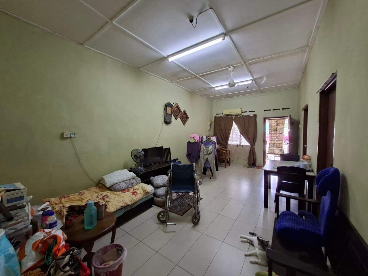Double Storey Terrace Scientex 8, Kelapa Sawit 2