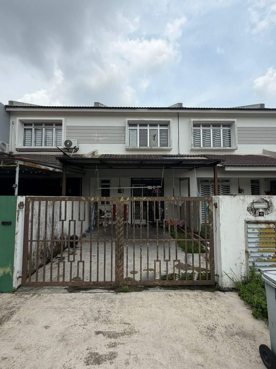Double Storey Medium Cost (RMMJ) Jalan Laman Setia 2 12