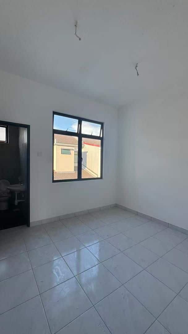 Double Storey Terrace House Austin Duta Phase 10B 6