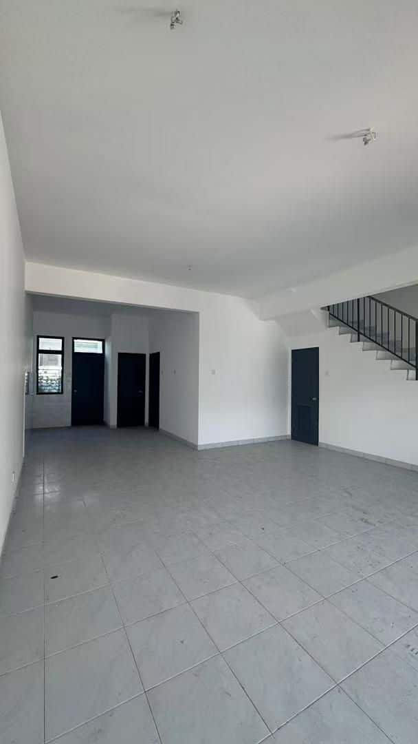 Double Storey Terrace House Austin Duta Phase 10B 2