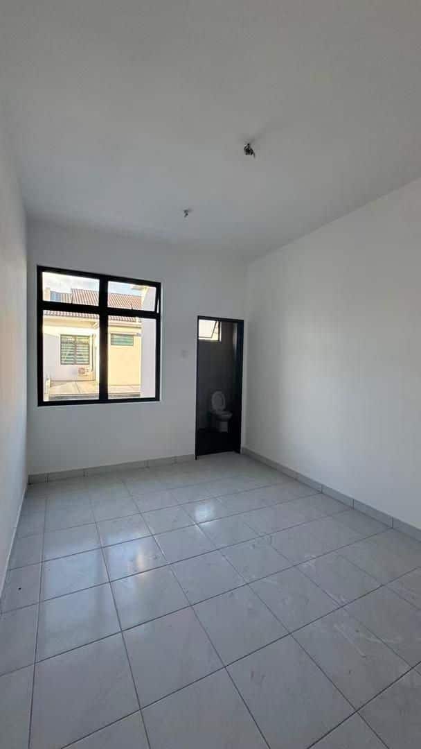 Double Storey Terrace House Austin Duta Phase 10B 4