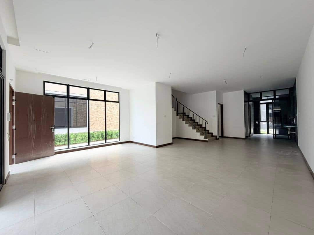 Double Storey Superlink Endlot Aurora Sentral Villa