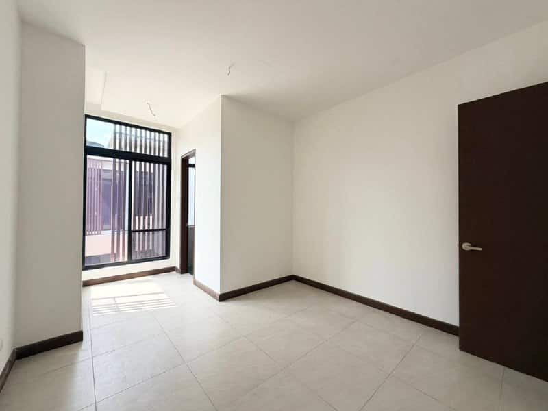 Double Storey Superlink Endlot Aurora Sentral Villa 5