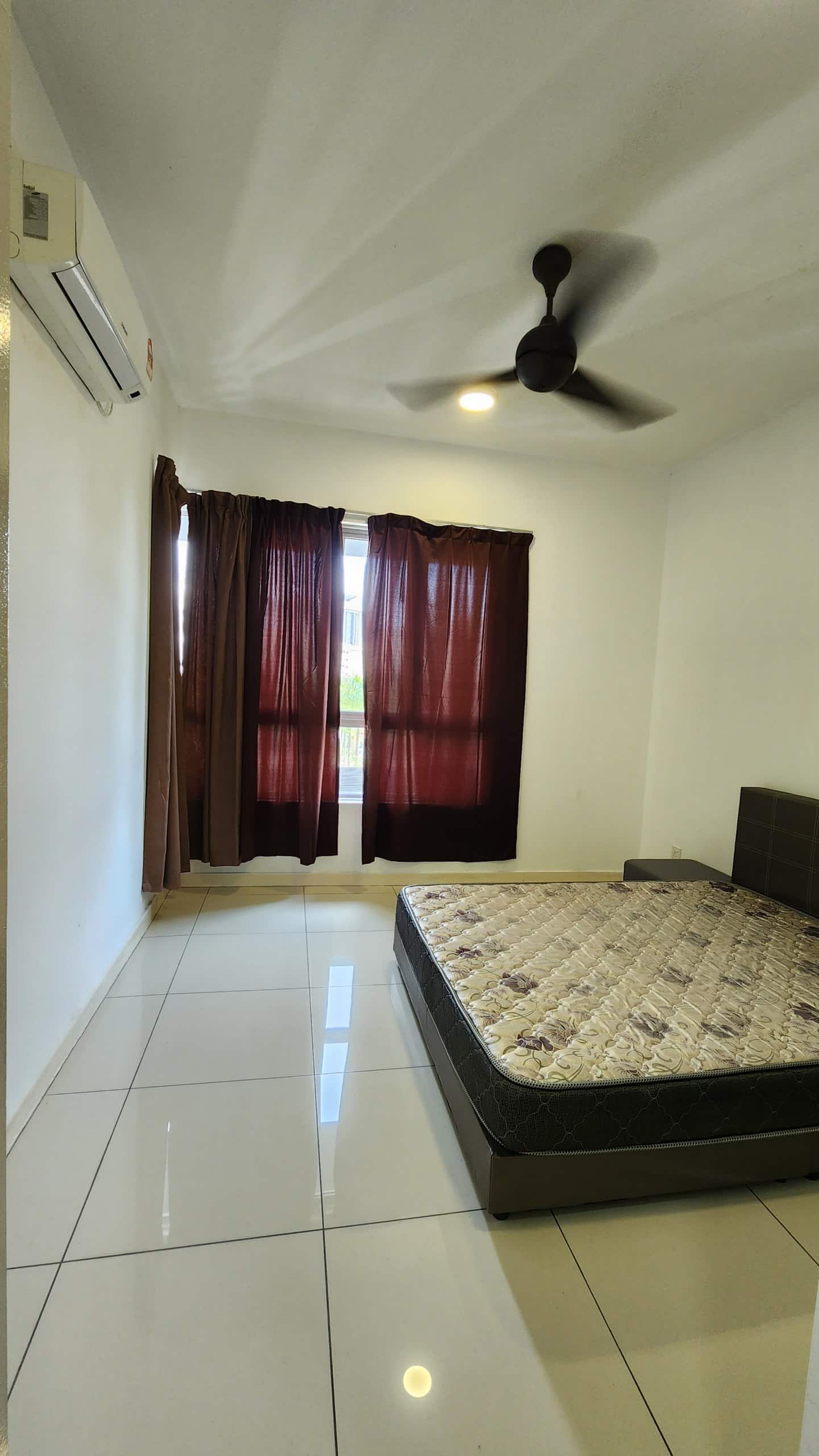 Condo Epic Residence 4
