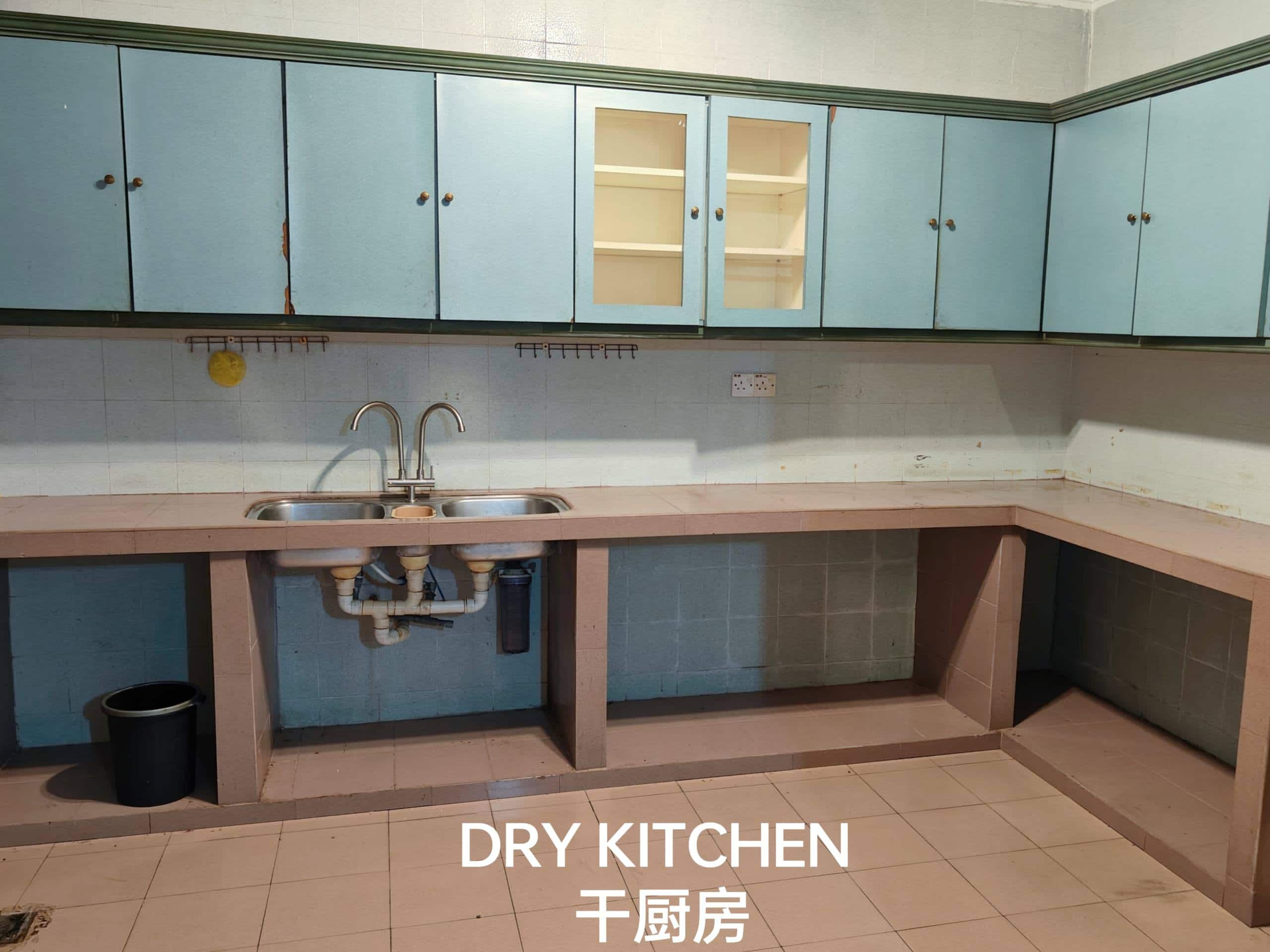 2 Storey Terrace House Jalan Emas, Taman Sri Putri 7