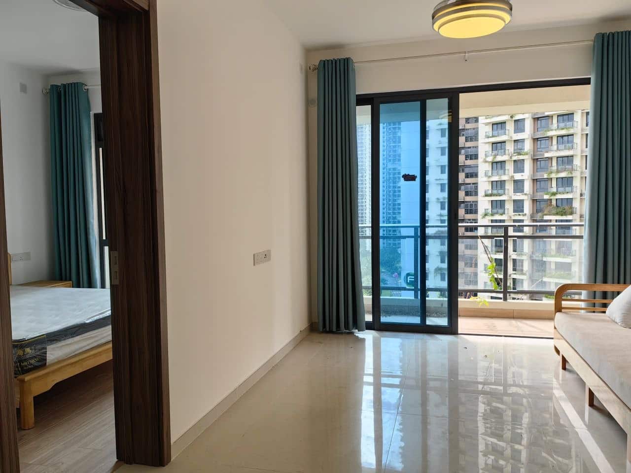 Condo Forest City 2