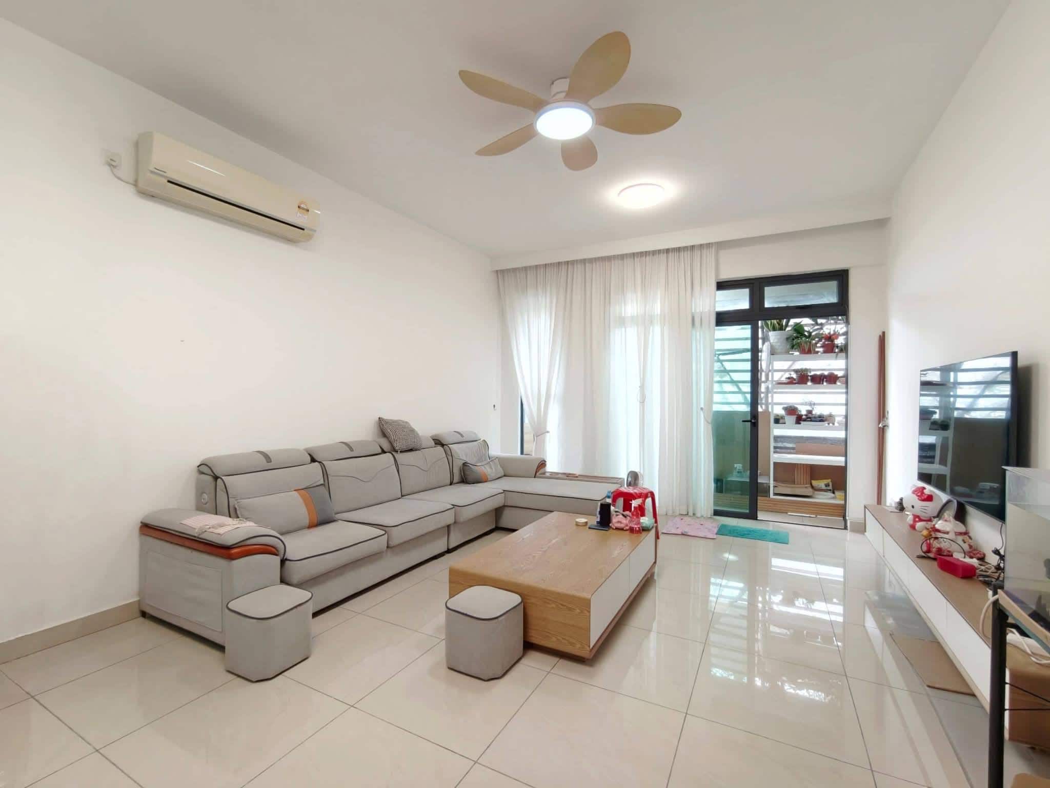 Apartment Kempas Indah 2