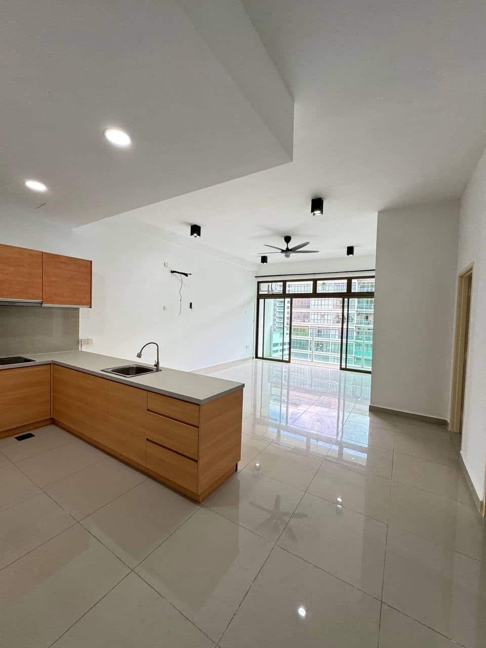 Service Apartment Jalan Mutiara Emas 9/23 2