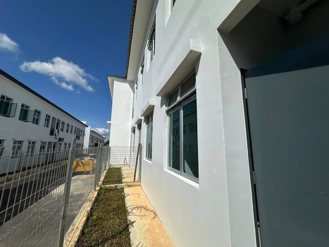 Double Storey Terrace Bandar Dato Onn 4