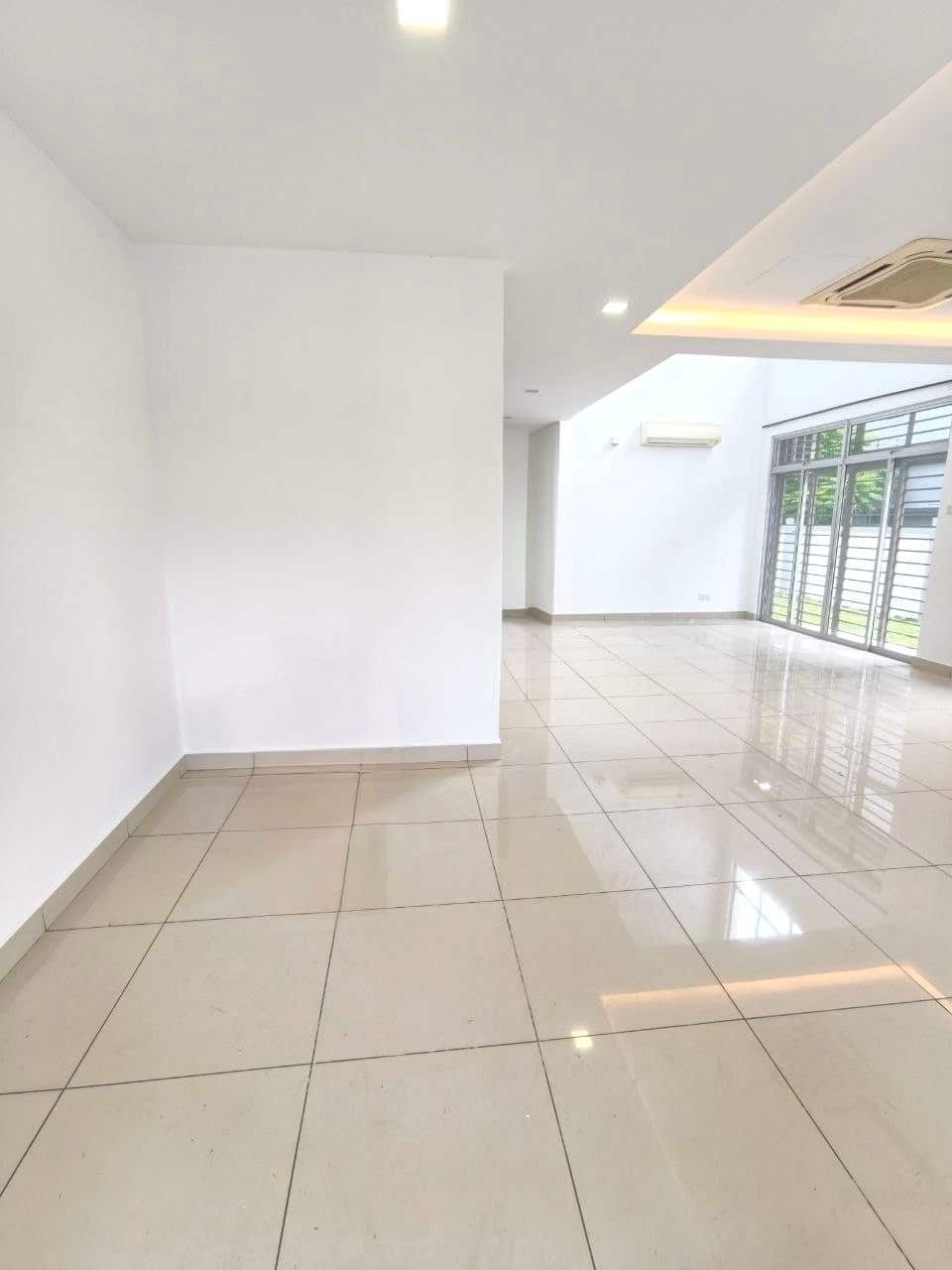 Double Storey Semi Detached House Sri Pulai Perdana 7