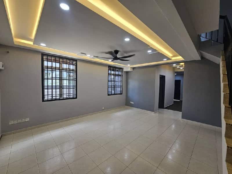 Double Storey End Lot Taman Bukit indah 2