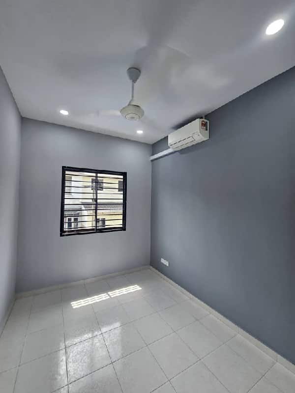 Double Storey End Lot Taman Bukit indah 6