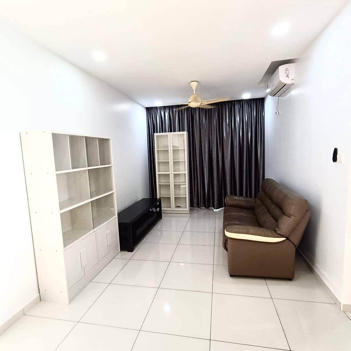 Condo D Summit Residences 1