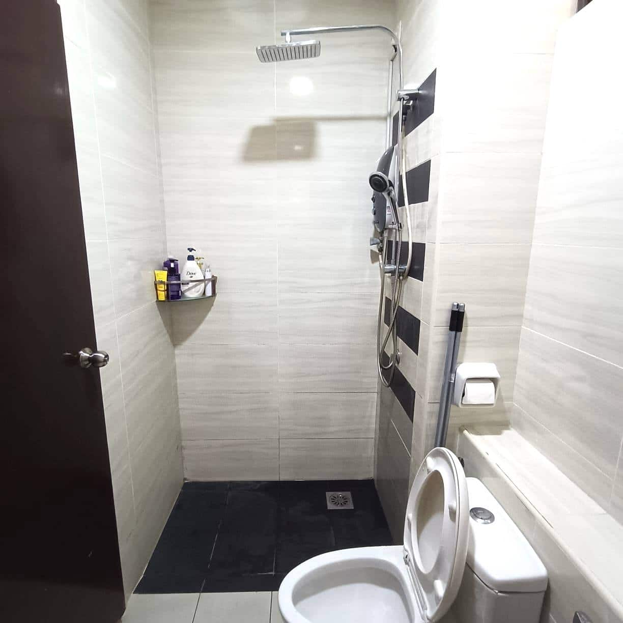 Condo D Summit Residences 6