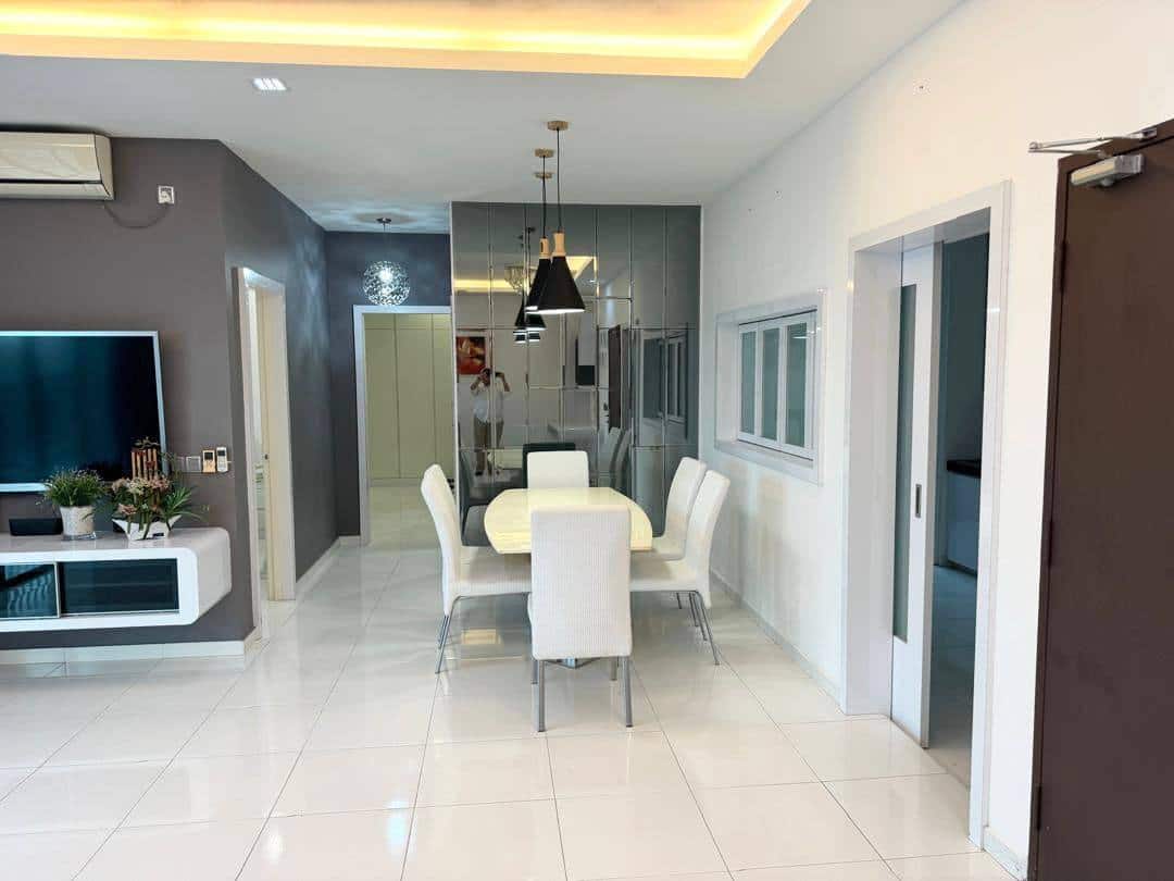 The Sky Executive Suite Bukit Indah 3