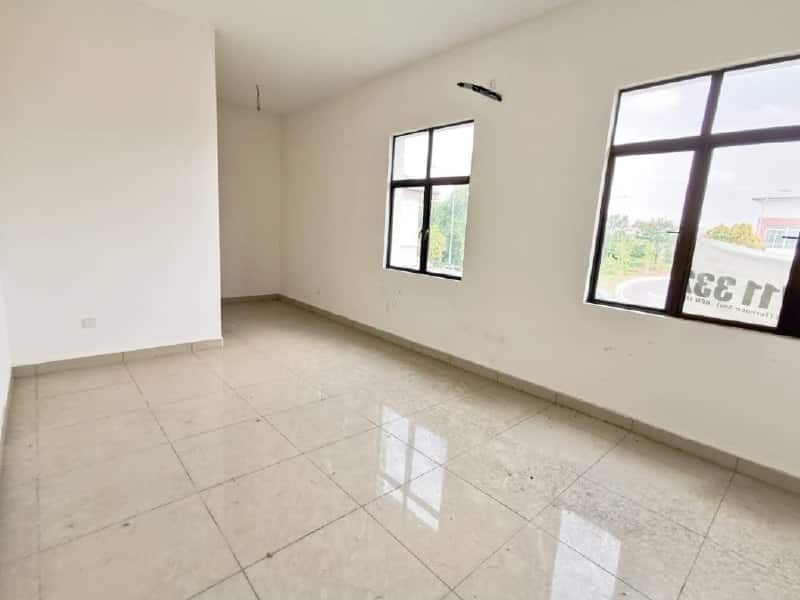 Corner Lot Semi-D Lakeview Residences 5