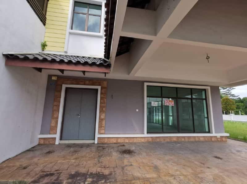 Corner Lot Semi-D Lakeview Residences 1