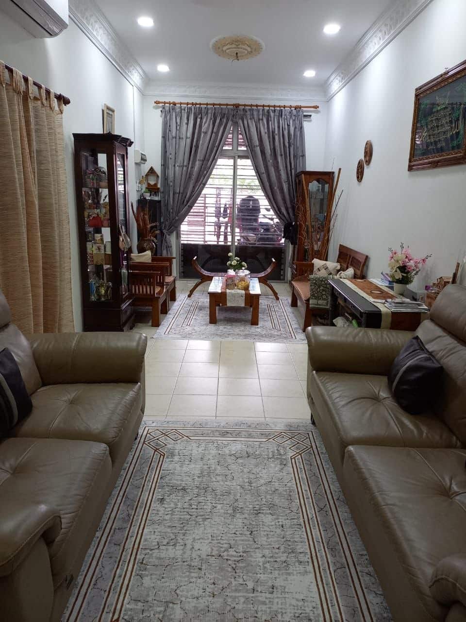 Teres Setingkat Taman Setia Indah